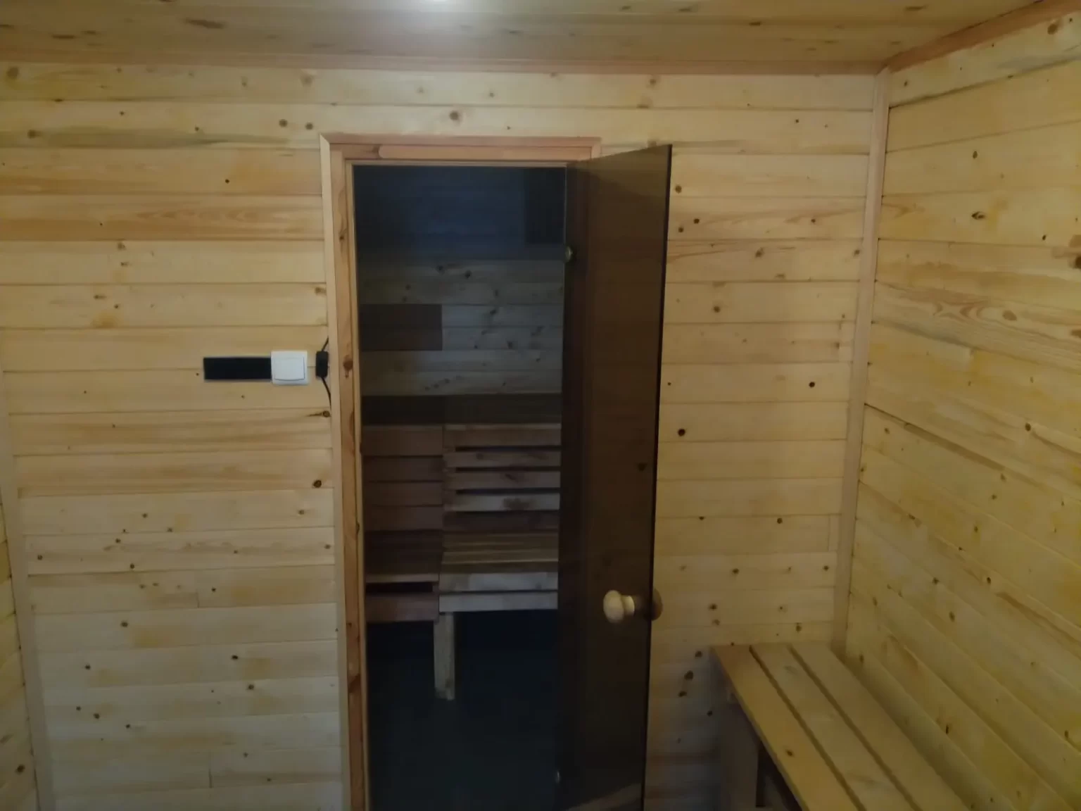 Sauna jacuzzi w Raju - Apartamenty nad jeziorem KA-BOATS