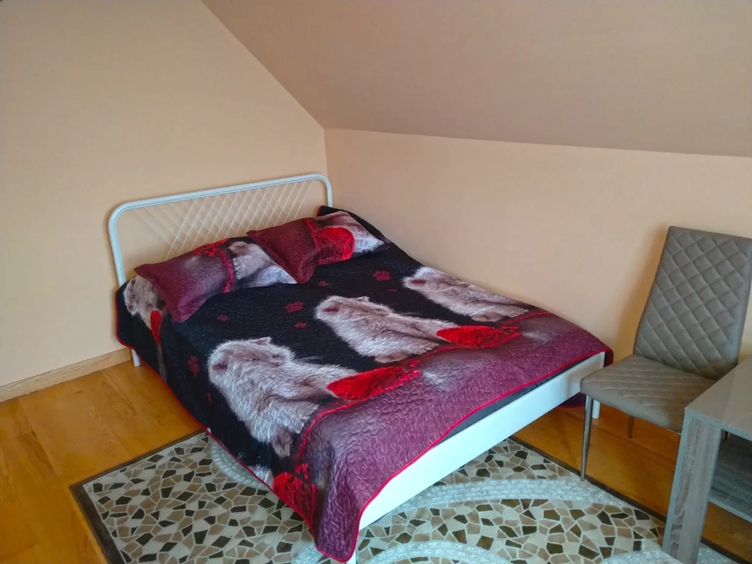 apartament-raj-paradiso-8A-kaboats-pokoj1-b